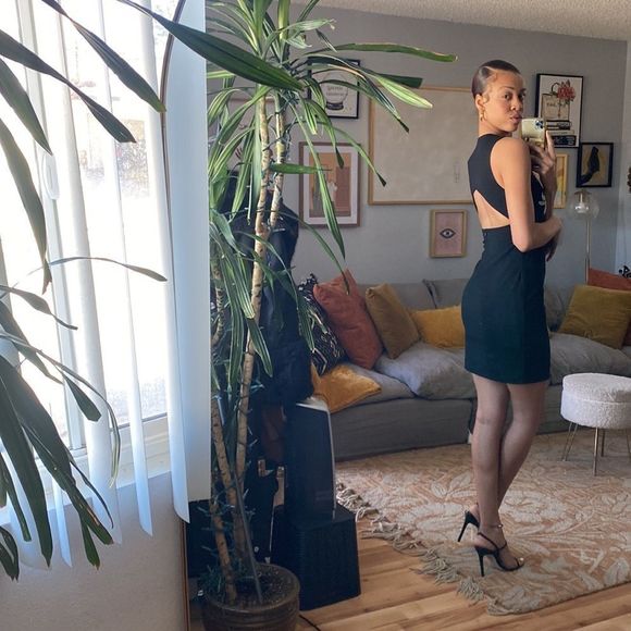 Guess Floral Black Embroidered Dress - Picture 16 of 17